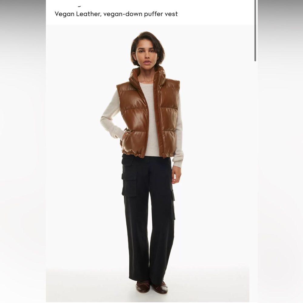 Aritzia Wilfred Free Vista Puffer cropped Vest vegan leather